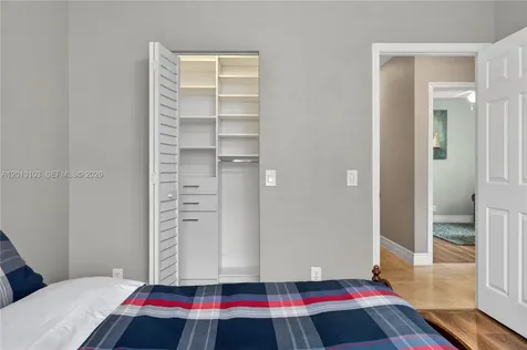 1306 Crossbill Court Weston FL 33327