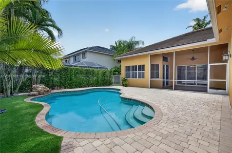 1306 Crossbill Court Weston FL 33327