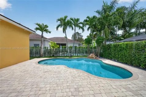 1306 Crossbill Court Weston FL 33327
