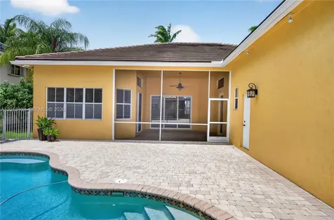 1306 Crossbill Court Weston FL 33327