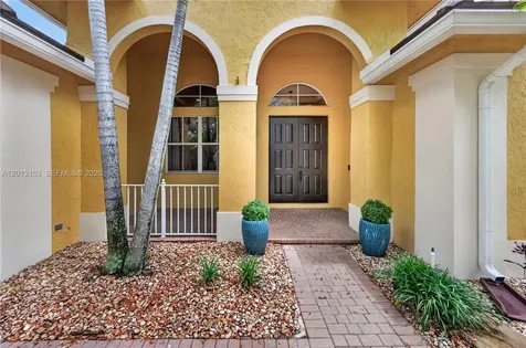 1306 Crossbill Court Weston FL 33327
