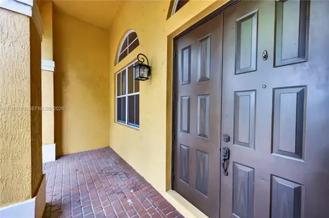 1306 Crossbill Court Weston FL 33327