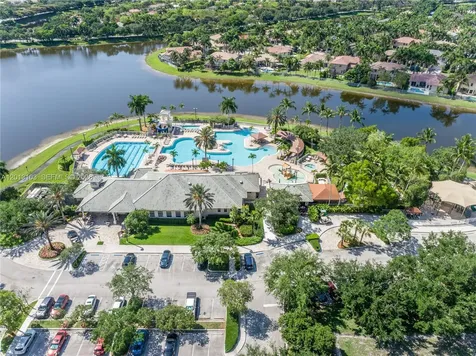 1306 Crossbill Court Weston FL 33327