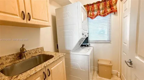 18100 N Bay Road Sunny Isles Beach FL 33160