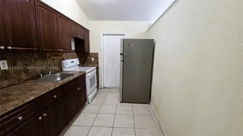 2335 NW 55th Street Miami FL 33142