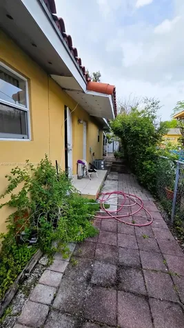 2335 NW 55th Street Miami FL 33142