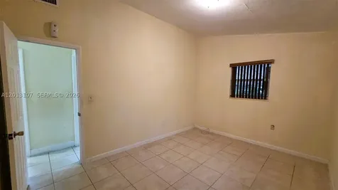2335 NW 55th Street Miami FL 33142