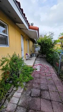 2335 NW 55th Street Miami FL 33142