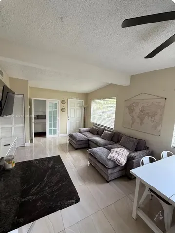 4720 NE 14th Avenue Pompano Beach FL 33064