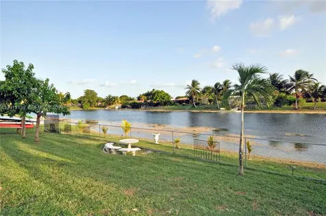 14270 SW 74th Street Miami FL 33183