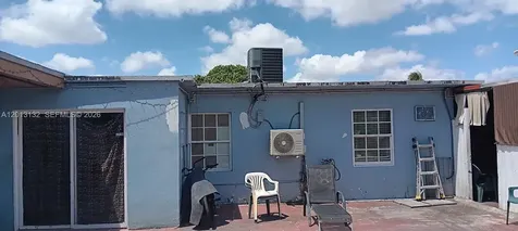 940 E 9th Place Hialeah FL 33010