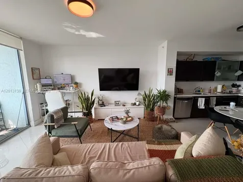 90 SW 3rd Street Miami FL 33130
