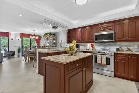 2900 NE 14th St Causeway Pompano Beach FL 33062