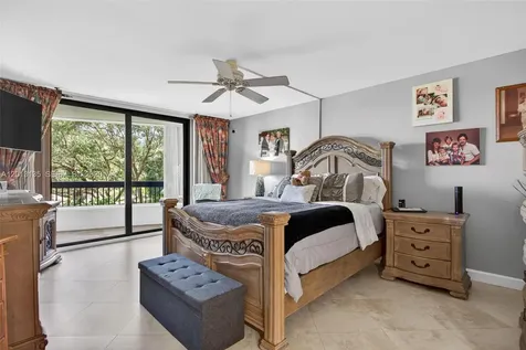 2900 NE 14th St Causeway Pompano Beach FL 33062