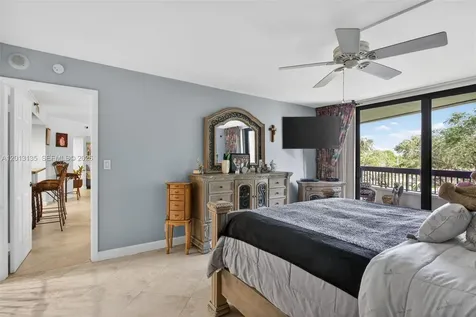 2900 NE 14th St Causeway Pompano Beach FL 33062