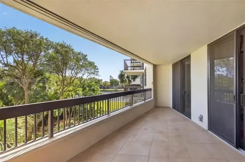 2900 NE 14th St Causeway Pompano Beach FL 33062