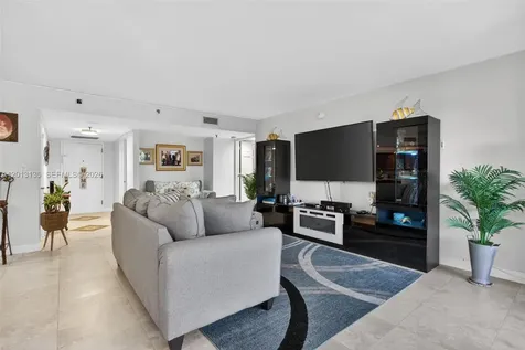 2900 NE 14th St Causeway Pompano Beach FL 33062