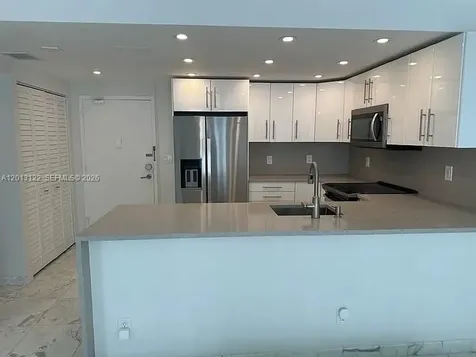 345 Ocean Drive Miami Beach FL 33139