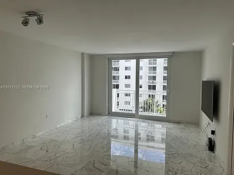 345 Ocean Drive Miami Beach FL 33139
