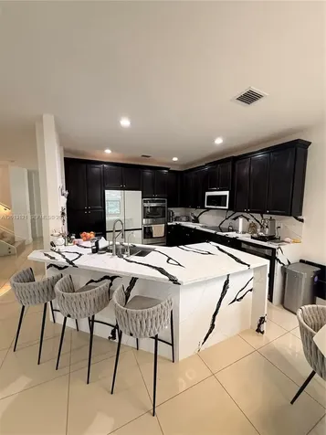 8640 NW 101st Place Doral FL 33178