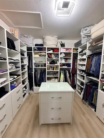 8640 NW 101st Place Doral FL 33178