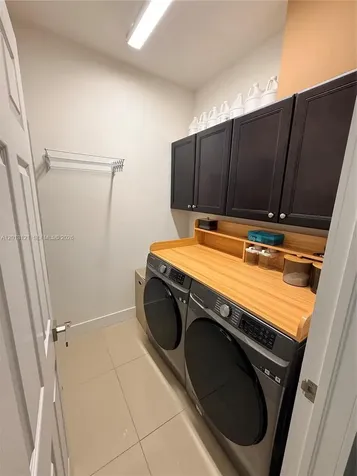 8640 NW 101st Place Doral FL 33178