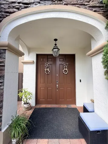 8640 NW 101st Place Doral FL 33178