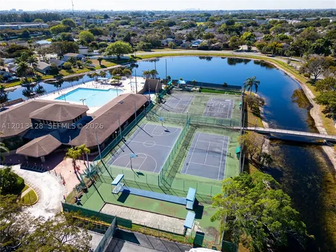 2342 NW 36th Avenue Coconut Creek FL 33066