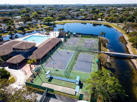 2342 NW 36th Avenue Coconut Creek FL 33066