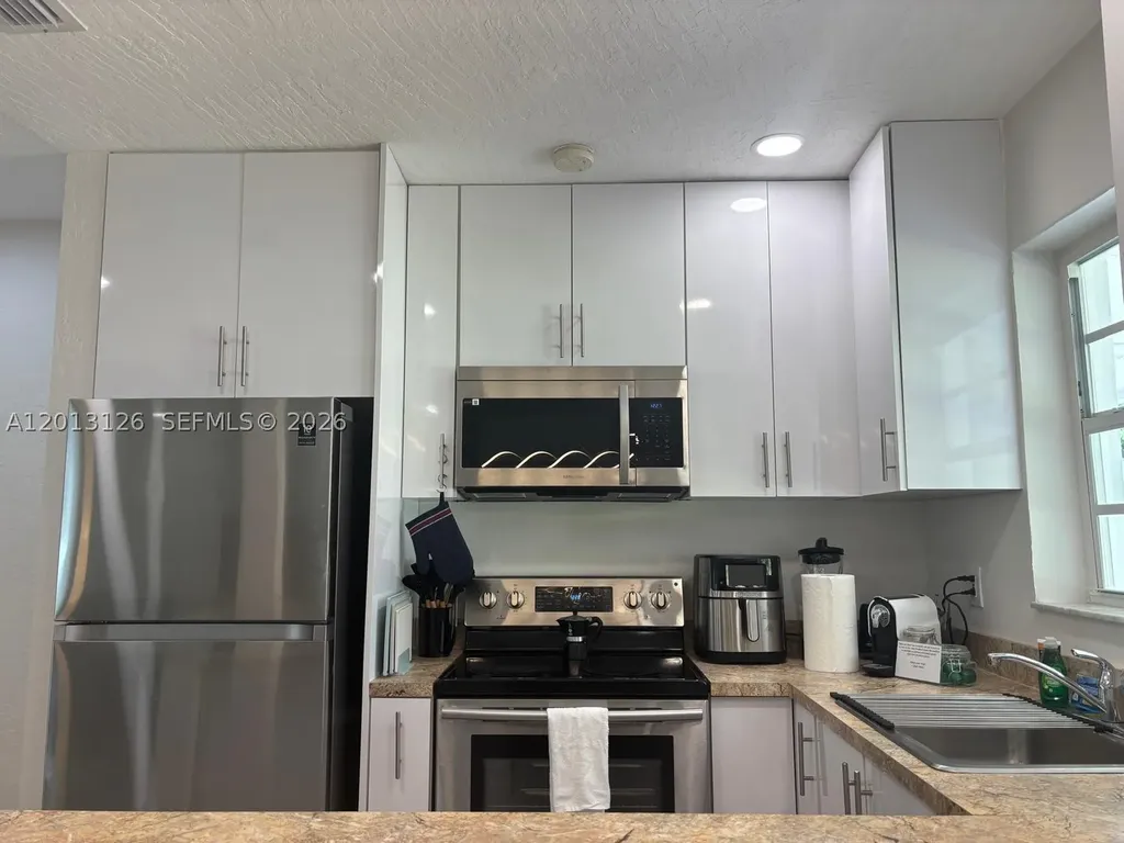 1931 Mayo Street Hollywood FL 33020