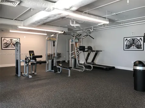 140 S Dixie Highway Hollywood FL 33020