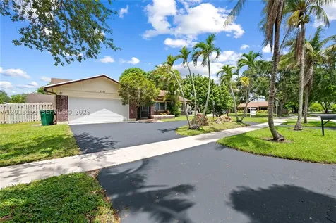 5501 SW 118th Avenue Cooper City FL 33330