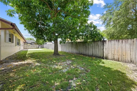 5501 SW 118th Avenue Cooper City FL 33330