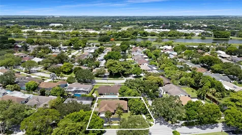 5501 SW 118th Avenue Cooper City FL 33330
