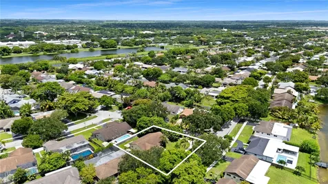 5501 SW 118th Avenue Cooper City FL 33330