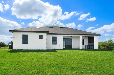 1504 Moore Lehigh Acres FL 33972