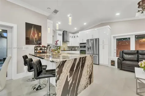 19757 SW 124th Avenue Miami FL 33177