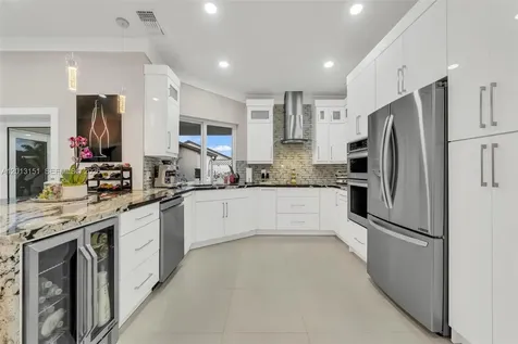 19757 SW 124th Avenue Miami FL 33177