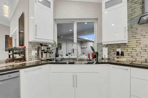19757 SW 124th Avenue Miami FL 33177