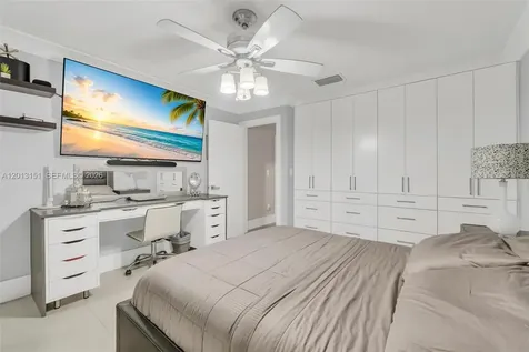19757 SW 124th Avenue Miami FL 33177