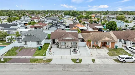 19757 SW 124th Avenue Miami FL 33177