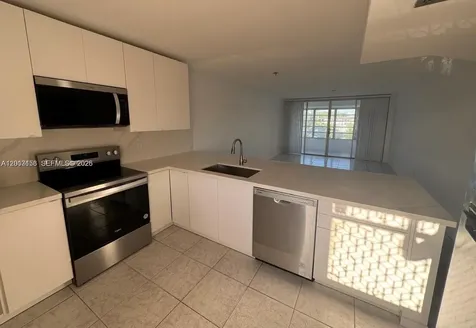 1304 NE 191st Street Miami FL 33179