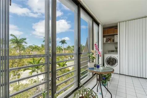 20401 NE 30th Avenue Aventura FL 33180