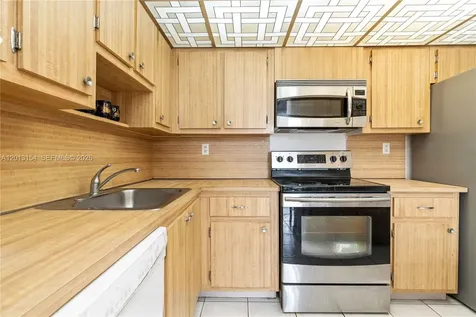 20401 NE 30th Avenue Aventura FL 33180