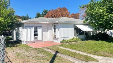 2908 Dunbar Street Fort Pierce FL 34947