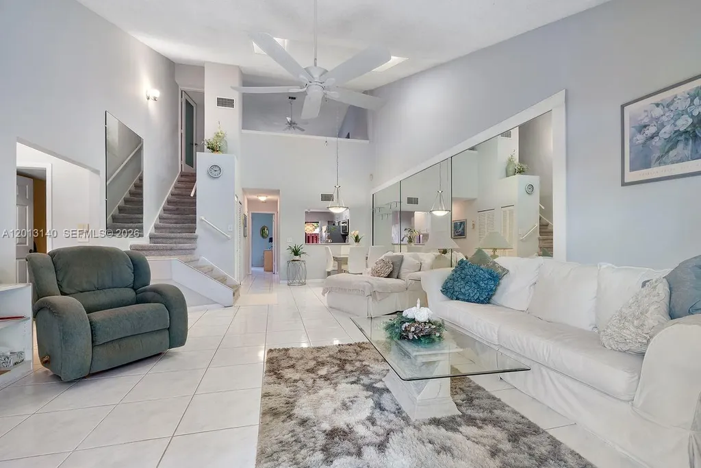 462 SE 14th Street Dania Beach FL 33004