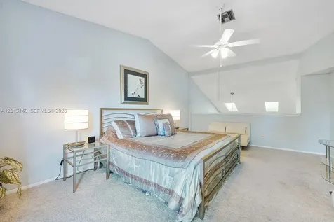 462 SE 14th Street Dania Beach FL 33004