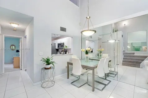 462 SE 14th Street Dania Beach FL 33004