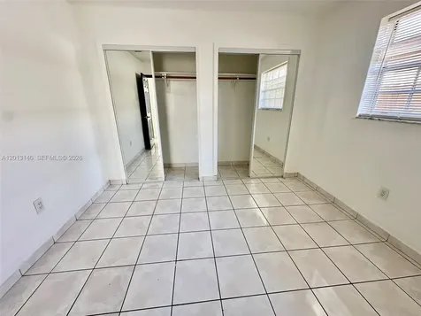 666 W 17th Street Hialeah FL 33010
