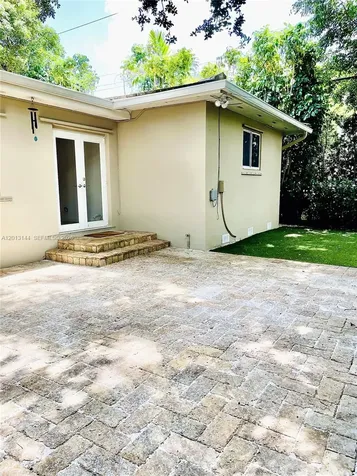 813 Angelo Avenue Coral Gables FL 33134